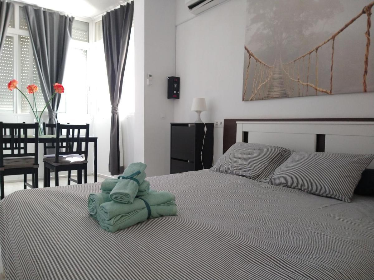 Amplio Estudio,Vista Mar Y Montana, A Pasos Del Centro Torremolinos Exteriér fotografie